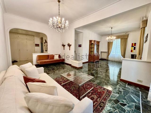 Appartamento in affitto di 145 m² in Corso Dante, 122