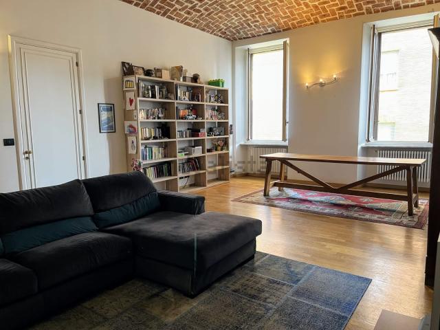 Appartamento in affitto di 145 m² in Corso Giacomo Matteotti, 44