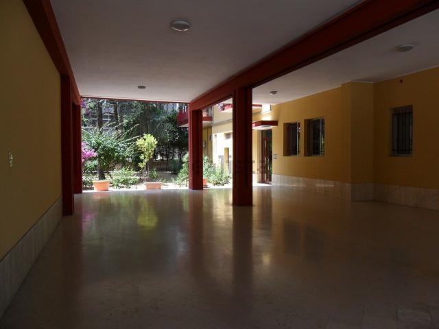 Appartamento in affitto di 147 m² in Via Aurelio Carrante, 7