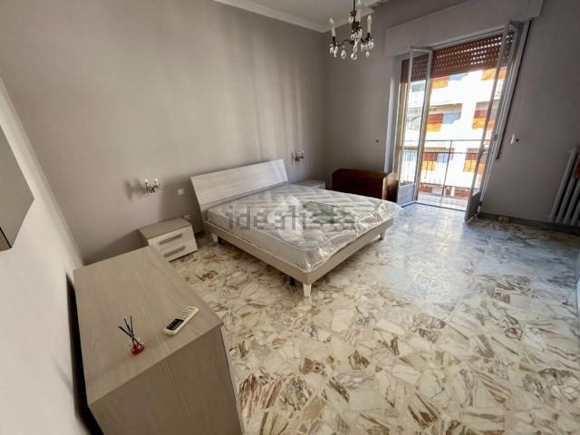 Appartamento in affitto di 147 m² in Corso Giovanni Nicotera, 202