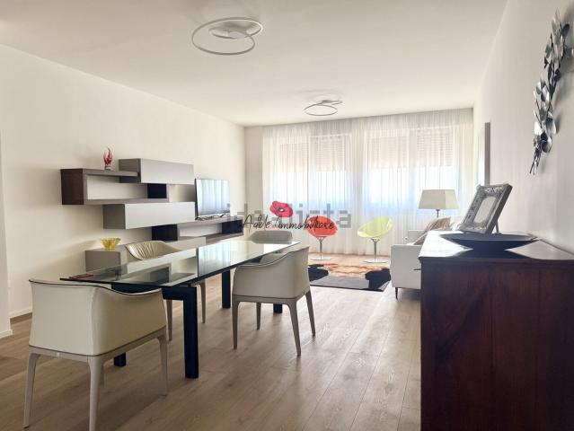 Appartamento in affitto di 148 m² in Via Antonio da Mestre
