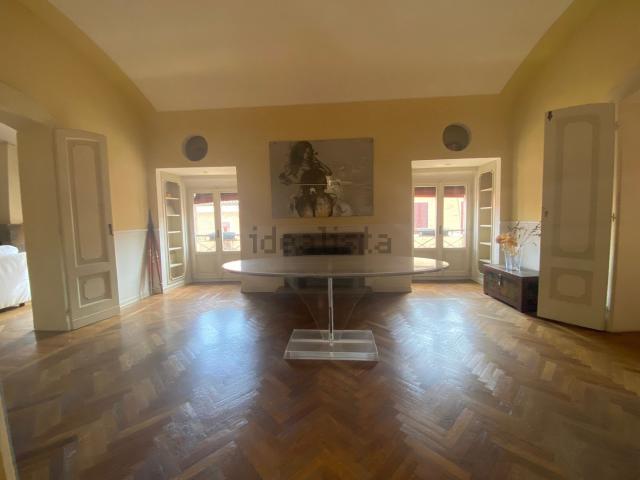 Appartamento in affitto di 148 m² in Corso Ercole I d&apos Este, 3