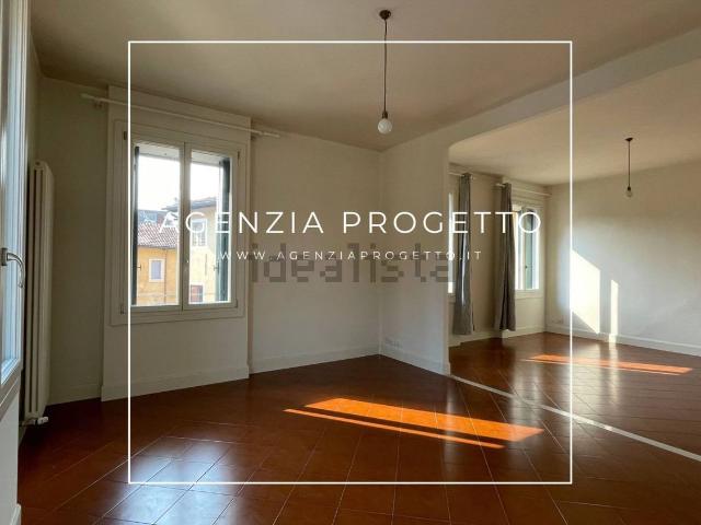 Appartamento in affitto di 150 m²