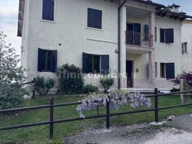Appartamento in affitto di 150 m²