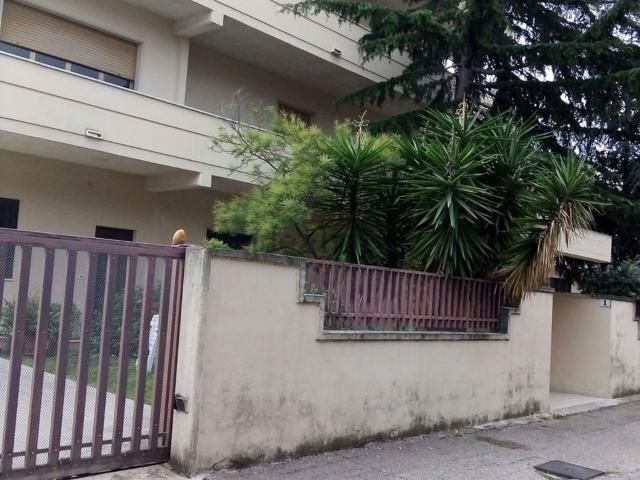 Appartamento in affitto di 150 m²