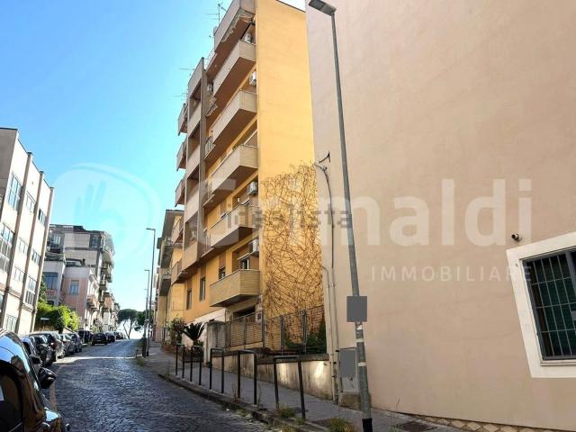 Appartamento in affitto di 155 m² in Via Cappuccini