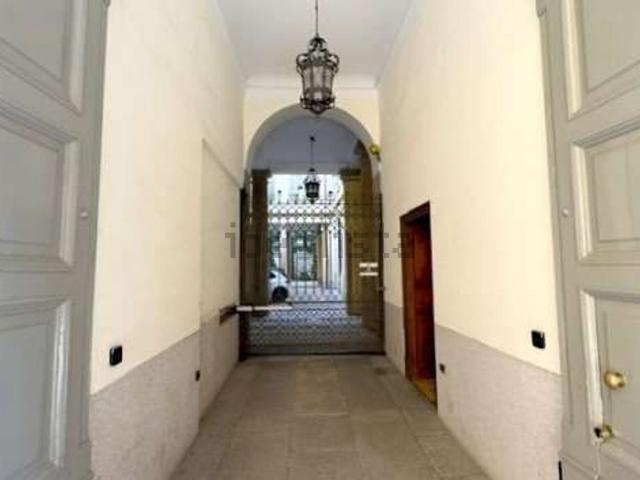Appartamento in affitto di 150 m² in Via Amedei