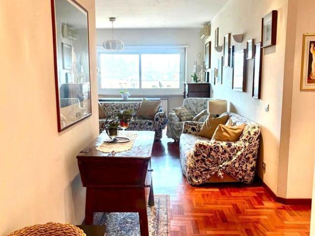 Appartamento in affitto di 150 m² in Via Gallia, 68