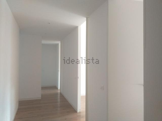 Appartamento in affitto di 150 m² in Via Genova, 22