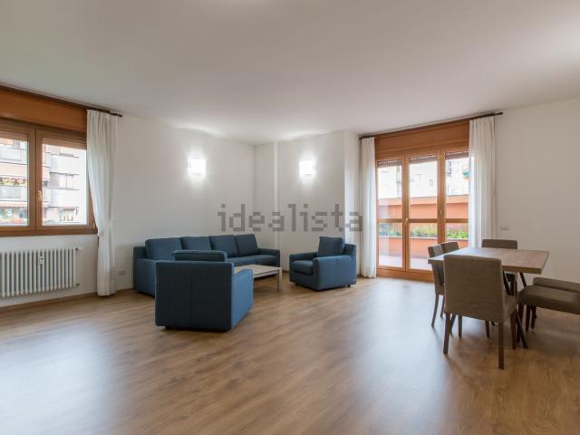 Appartamento in affitto di 150 m² in Via Giovanni Battista Bertini, 34