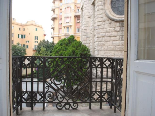 Appartamento in affitto di 150 m² in Via Giovanni Bertora
