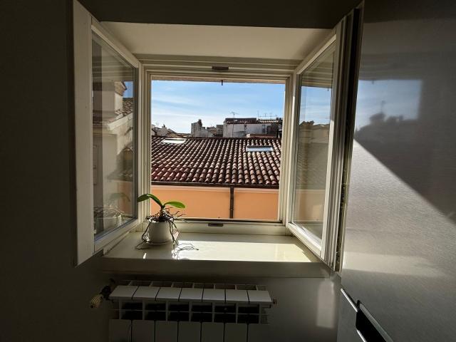 Appartamento in affitto di 150 m² in Via del Pesce
