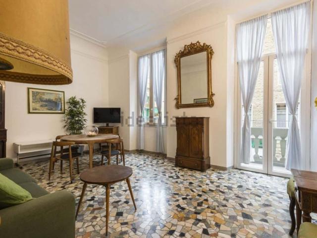 Appartamento in affitto di 150 m² in Via del Proconsolo