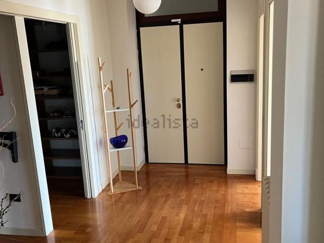 Appartamento in affitto di 150 m² in Via Emanuele Filiberto, 1