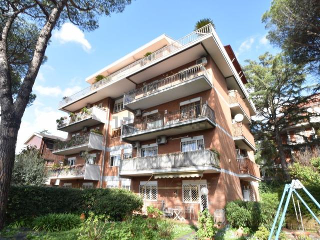 Appartamento in affitto di 150 m² in Via Enrico di San Martino Valperga