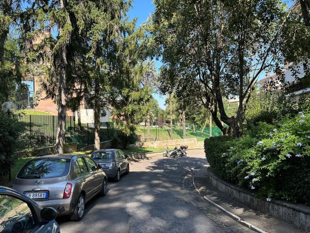 Appartamento in affitto di 150 m² in Via Luigi Gherzi