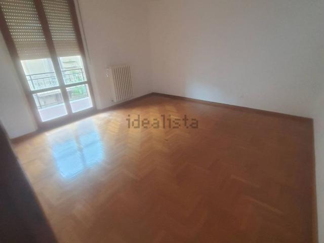 Appartamento in affitto di 150 m² in Via Luigi Pirandello