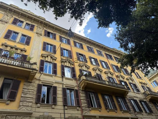 Appartamento in affitto di 150 m² in Via Monte Zebio