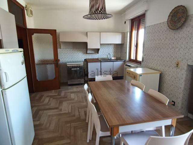 Appartamento in affitto di 150 m² in Via San Donà