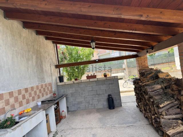 Appartamento in affitto di 150 m² in Via Sandro Pertini