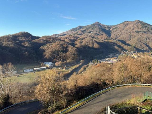 Appartamento in affitto di 150 m² in Via Piletta, 1