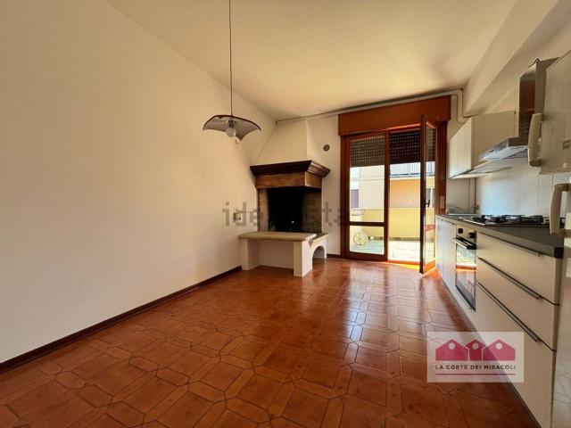 Appartamento in affitto di 150 m² in Viale Ambrogio Fusinieri, 24