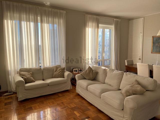 Appartamento in affitto di 150 m² in Viale Bianca Maria, 7