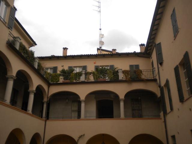 Appartamento in affitto di 150 m² in Piazzale Alberto Rondani, 7