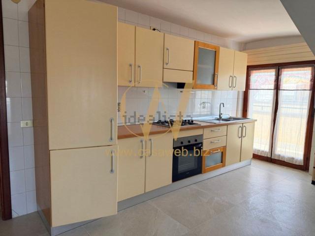 Appartamento in affitto di 152 m² in Via Rimembranza, 21