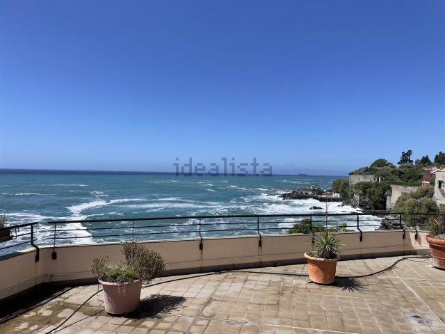 Appartamento in affitto di 153 m² in Via Ancona