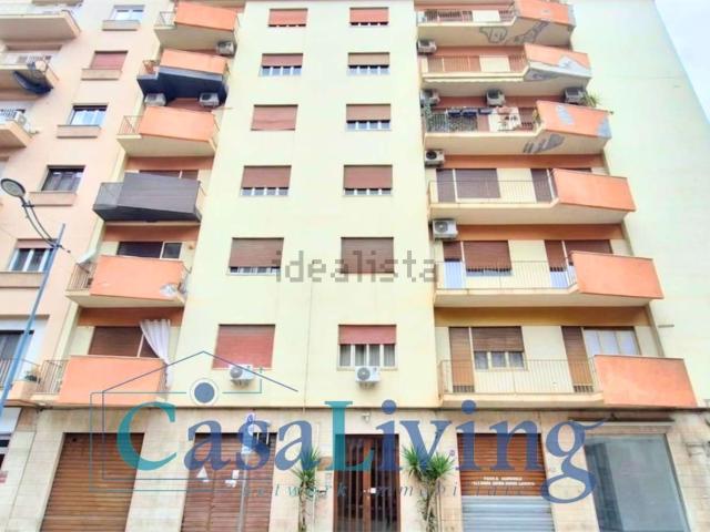Appartamento in affitto di 153 m² in Via Saverio Scrofani, 15