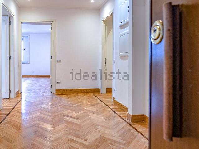 Appartamento in affitto di 153 m² in Viale Bruno Buozzi, 68