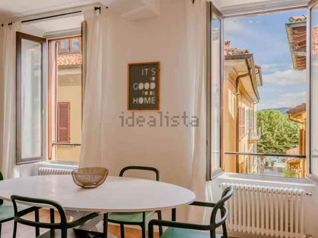 Appartamento in affitto di 154 m² in Via Cavour