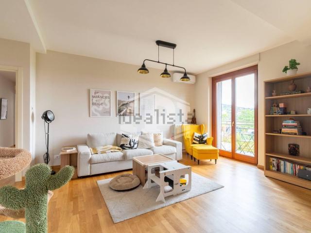 Appartamento in affitto di 154 m² in Via Monterotondo, 25