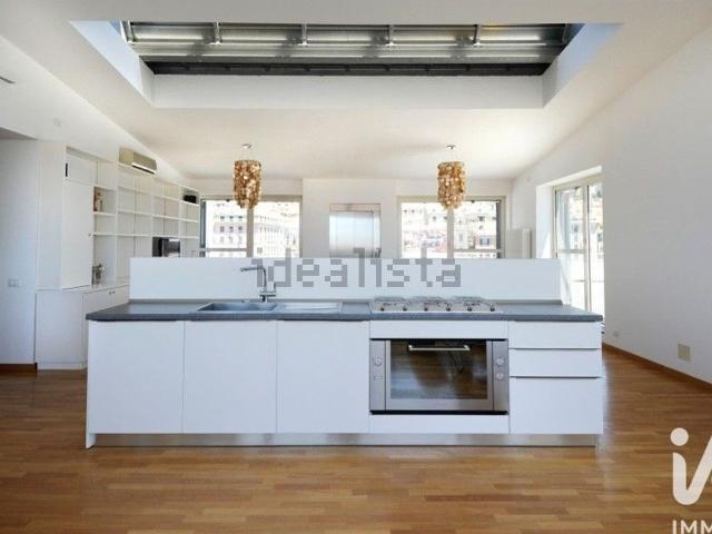 Appartamento in affitto di 155 m² in Via Marino Boccanegra, 3