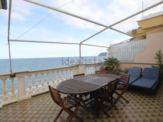 Appartamento in affitto di 155 m² in Via XX Settembre, 130