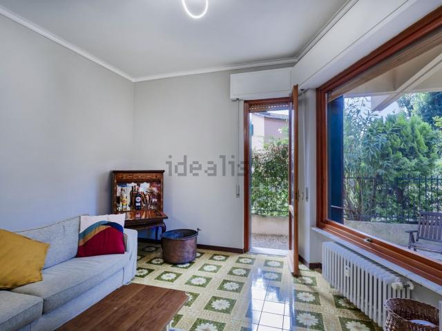 Appartamento in affitto di 155 m² in Via Zara
