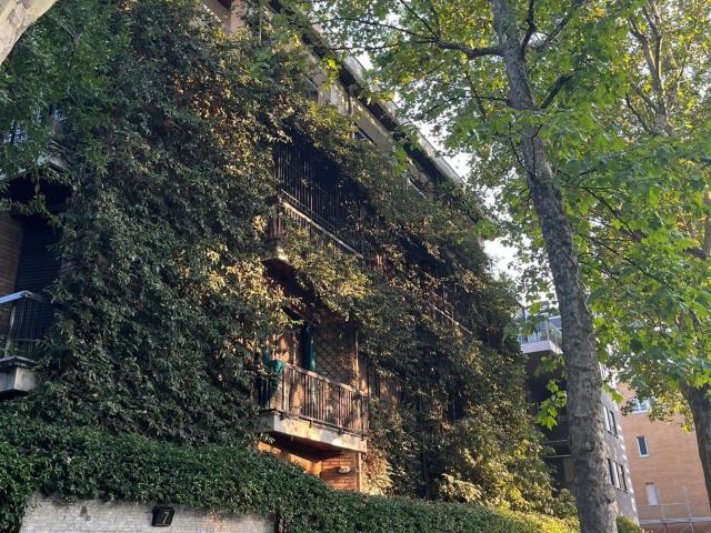 Appartamento in affitto di 155 m² in Viale Federico Caprilli, 7