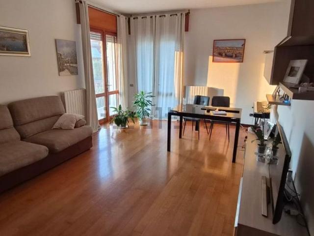Appartamento in affitto di 156 m²