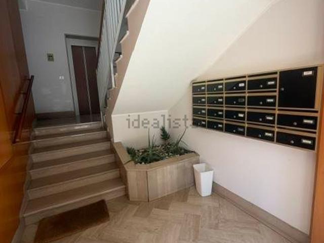 Appartamento in affitto di 156 m² in Via Caldarola, 43