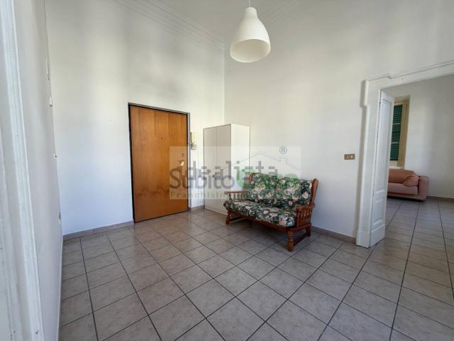 Appartamento in affitto di 138 m² in Via Amendola, 33