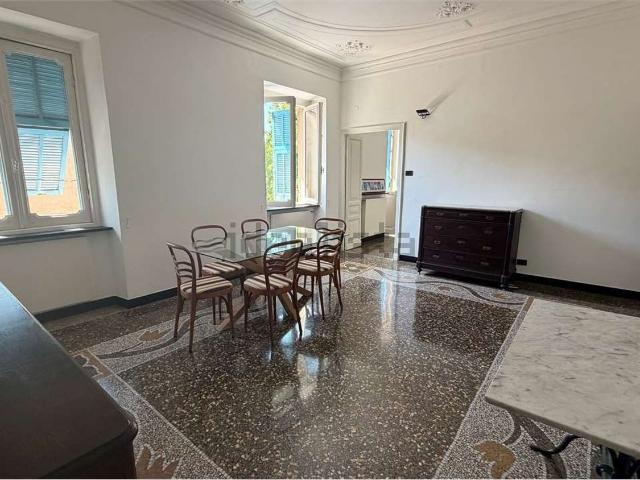 Appartamento in affitto di 157 m² in Via Giovanni Rasori, 2
