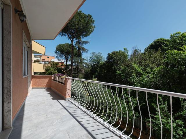 Appartamento in affitto di 158 m² in Via Cremuzio Cordo, 19