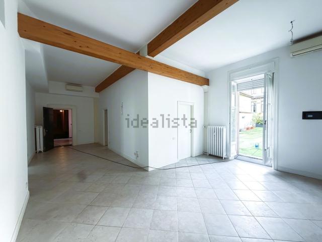 Appartamento in affitto di 159 m² in Via Alfonso Lamarmora