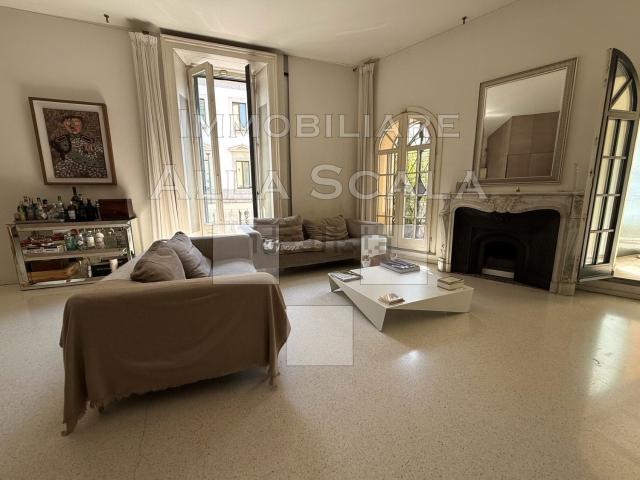 Appartamento in affitto di 160 m² in Via Caradosso