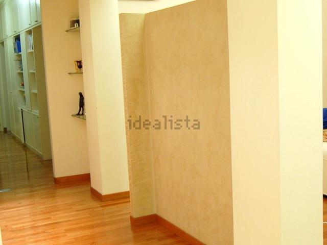 Appartamento in affitto di 160 m² in Via Beverora, 1