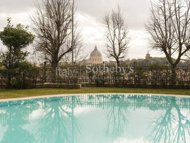 Appartamento in affitto di 160 m² in Via Fedro