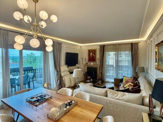 Appartamento in affitto di 160 m² in Via Flaminia, 800