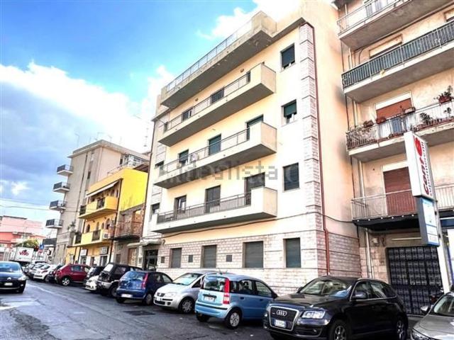 Appartamento in affitto di 160 m² in Via Nicola Furnari