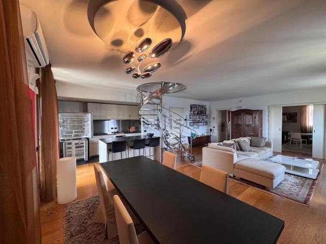 Appartamento in affitto di 160 m² in Via Principessa Mafalda